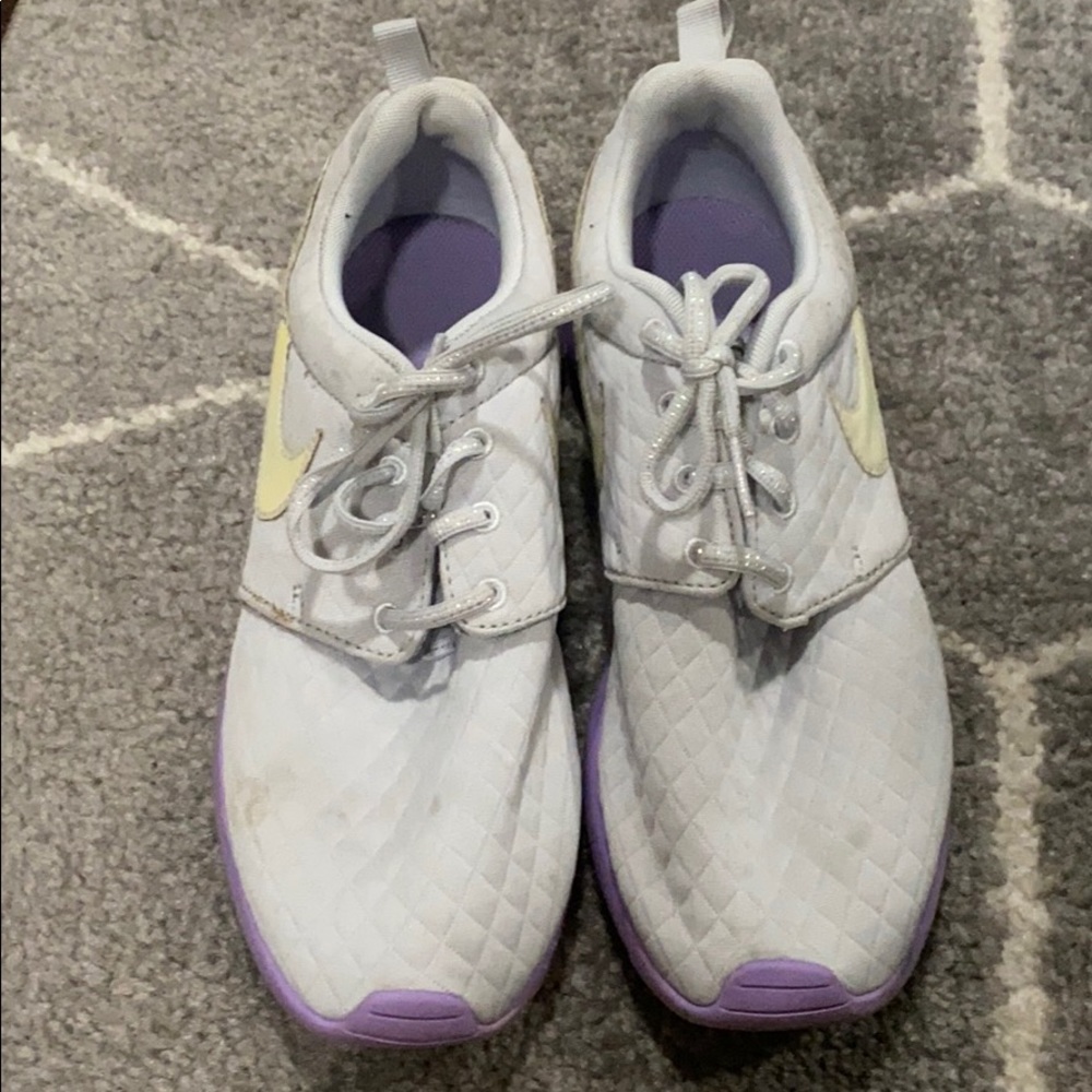 Nike shoes